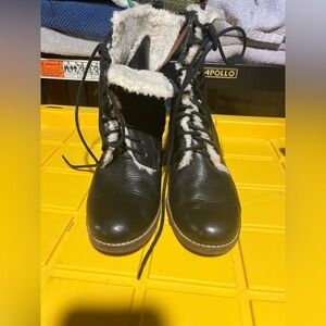 Lucky brand Black Faux Fur Lined leather Lace-Up Boot
